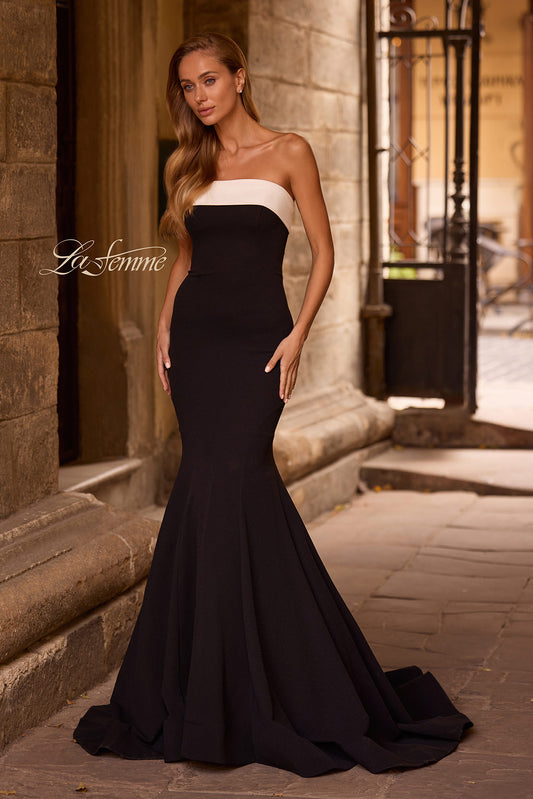 32914 - La Femme Dress