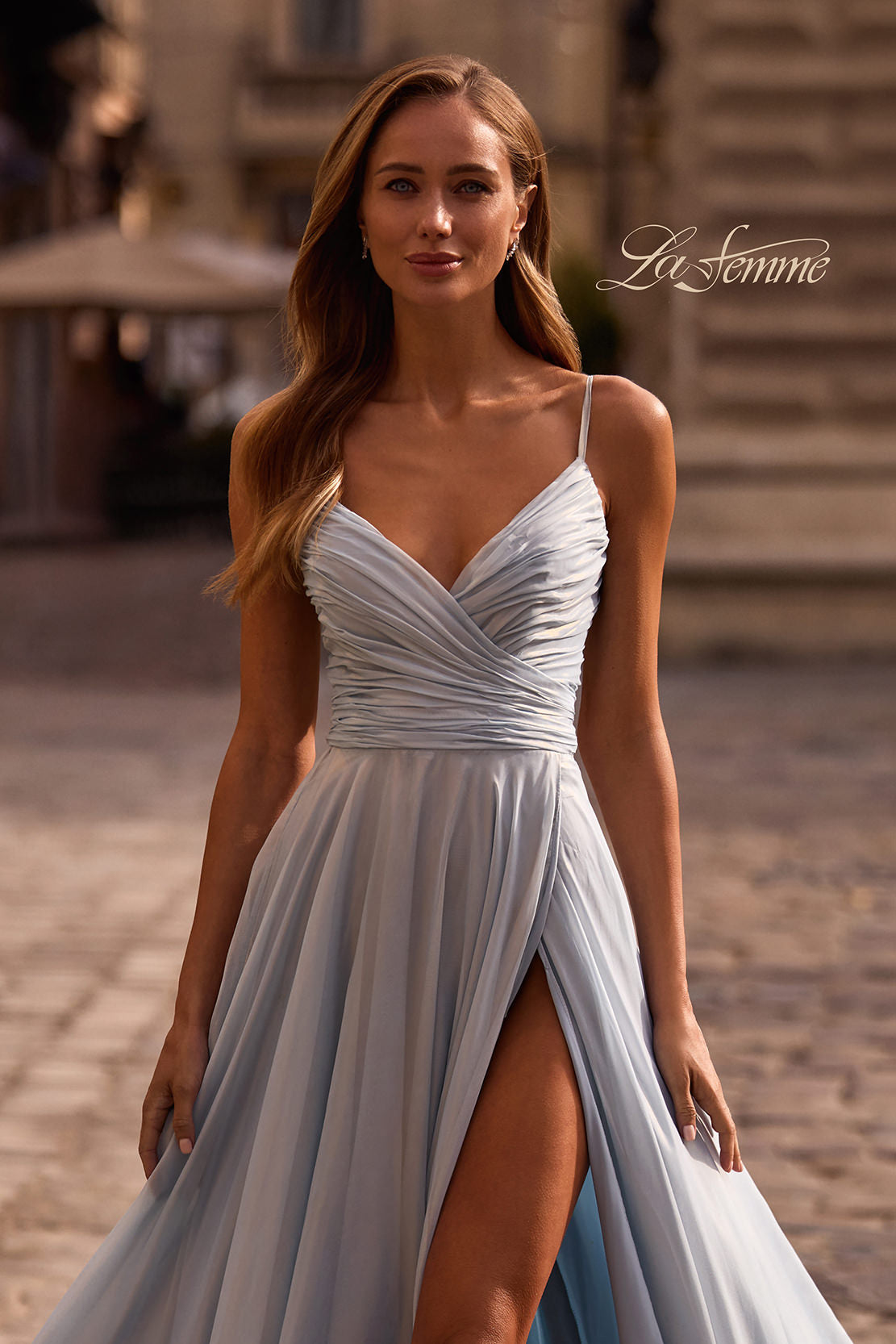 33043 - La Femme Dress