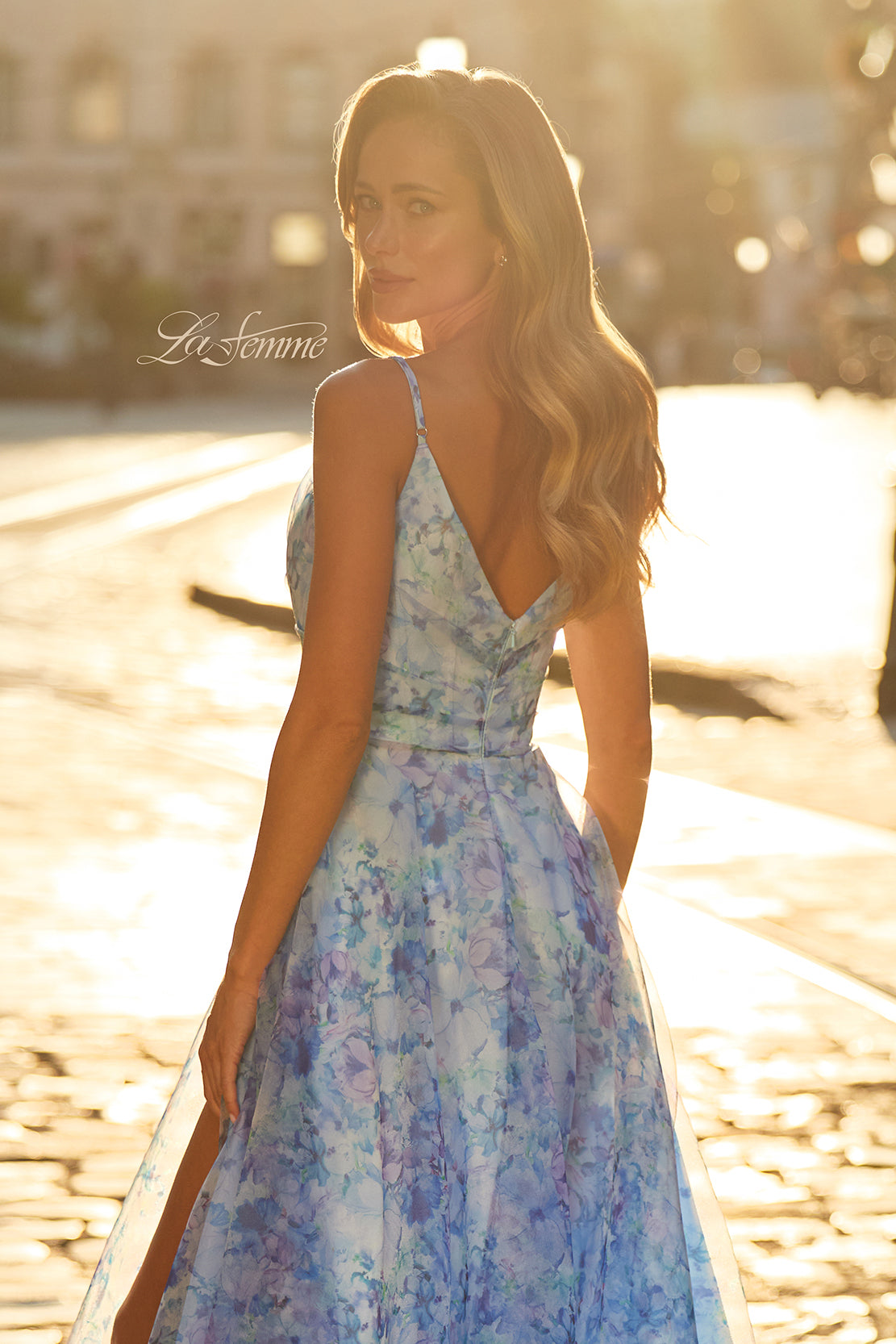 33502 - La Femme Dress