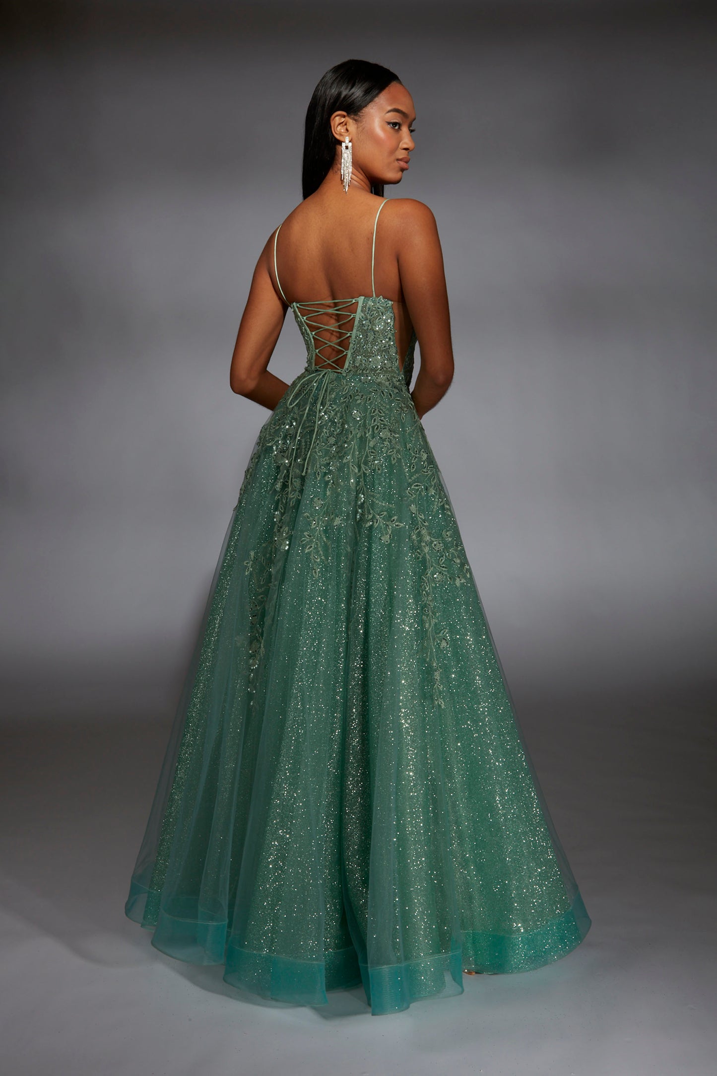 61915 - Alyce Paris Dress