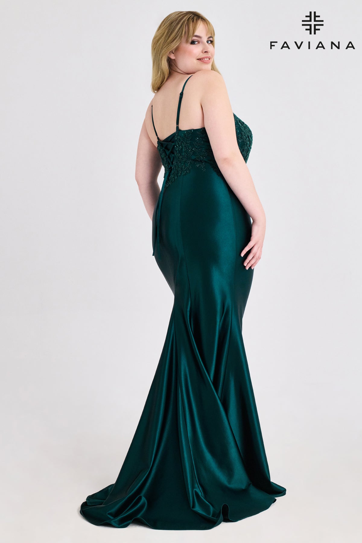 9597 - Faviana Dress
