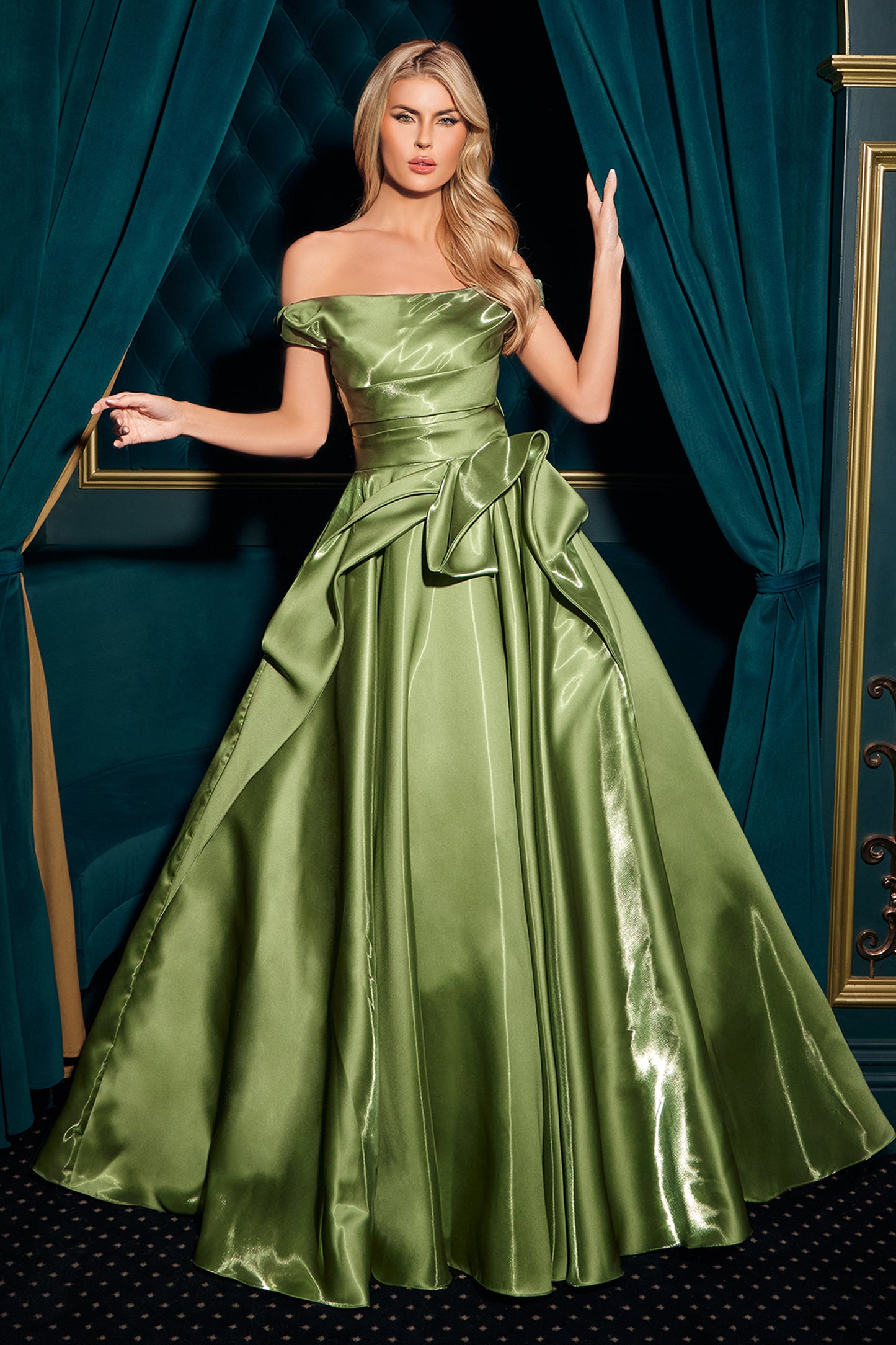 J885 - Ladivine By Cinderella Divine Dress