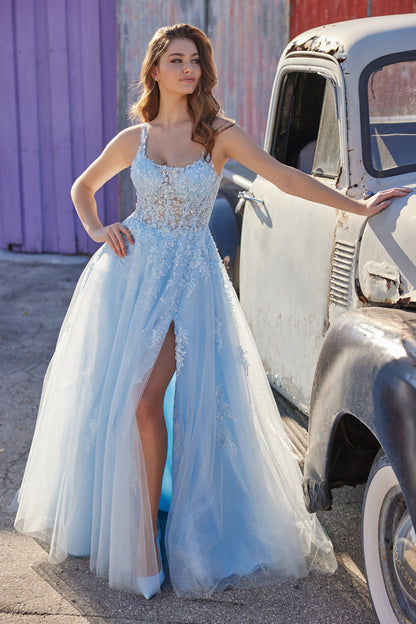 EW35118 - Ellie Wilde Dress