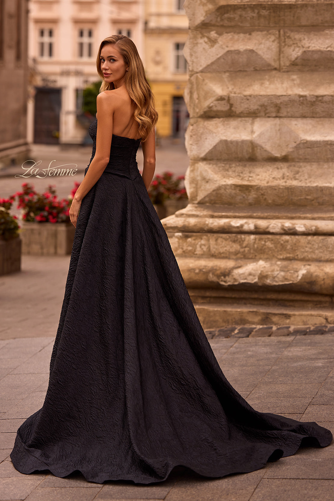 32893 - La Femme Dress