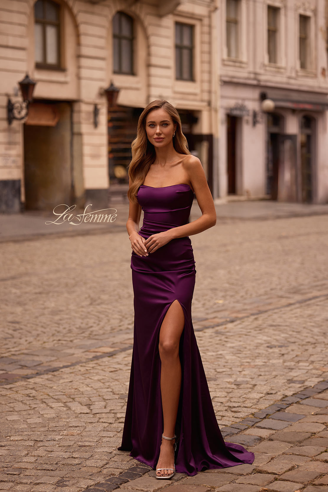 32952 - La Femme Dress