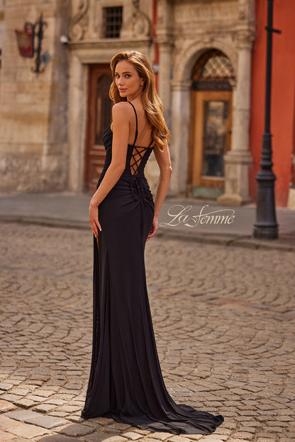 33298 - La Femme Dress