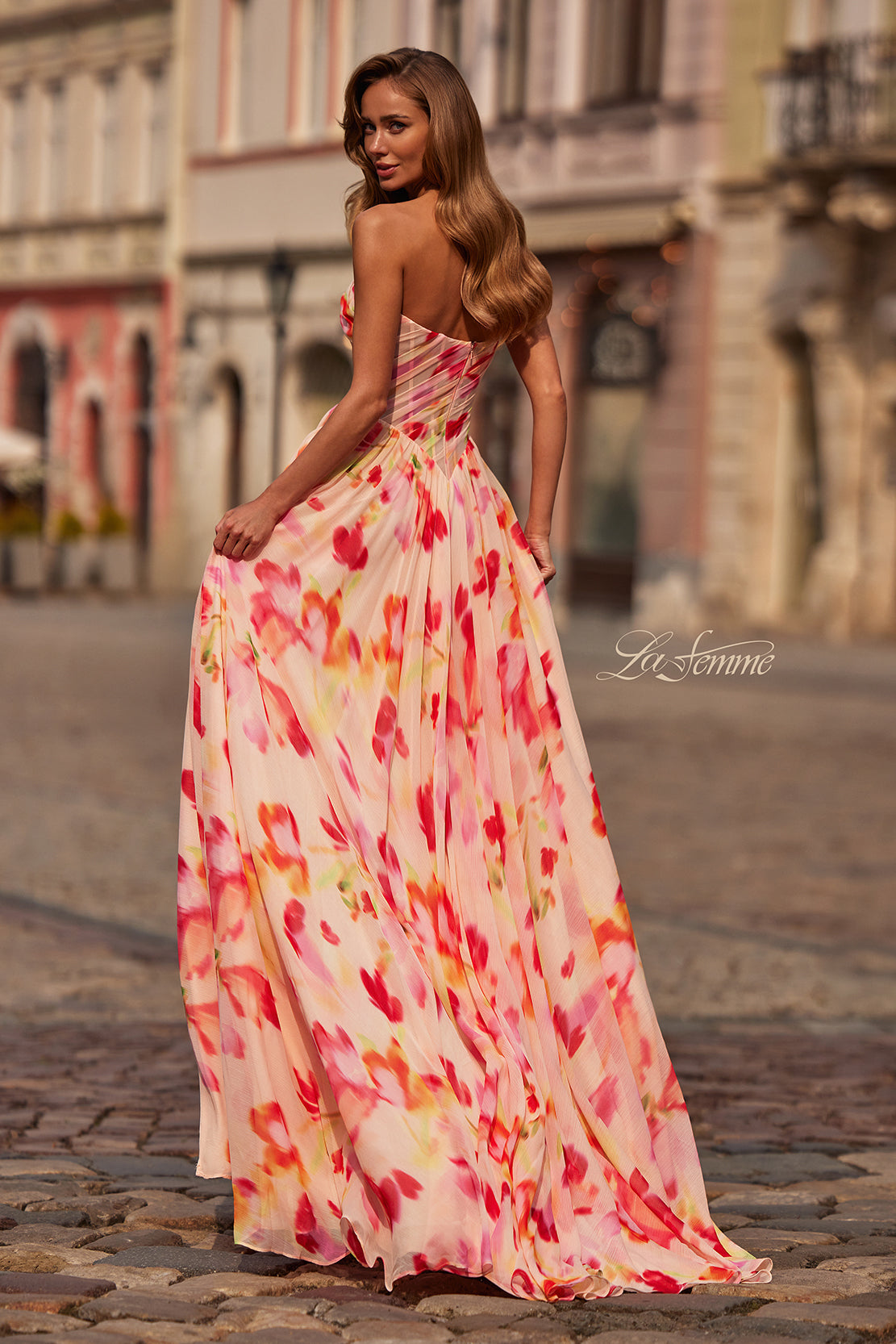 33404 - La Femme Dress