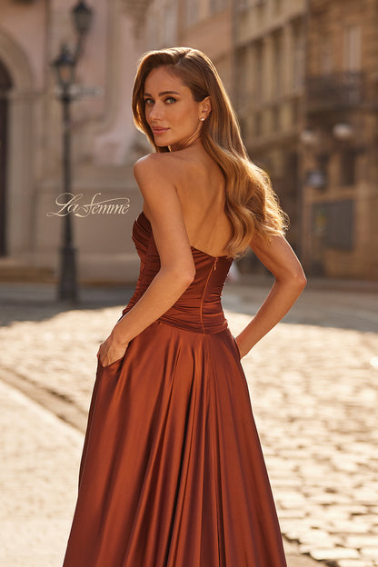 33417 - La Femme Dress