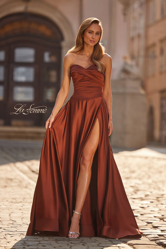 33417 - La Femme Dress