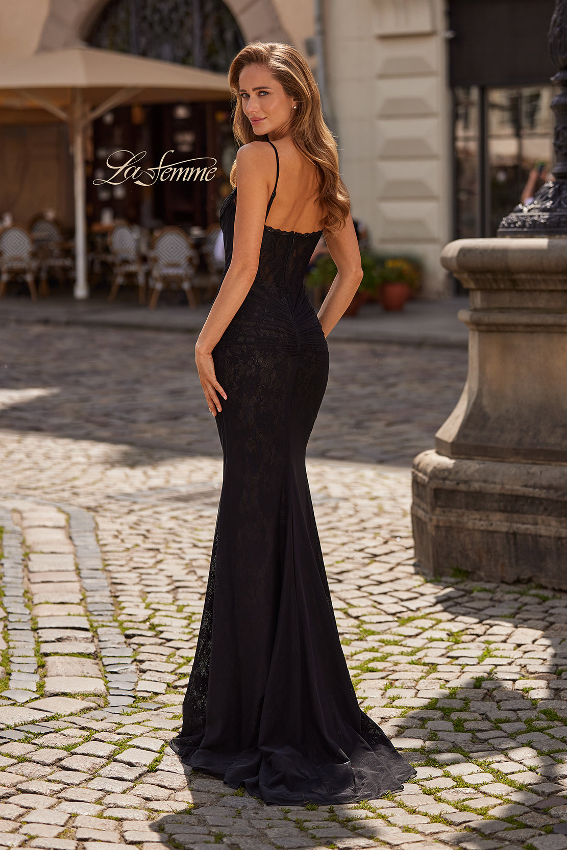 33443 - La Femme Dress