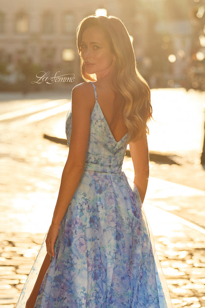 33502 - La Femme Dress