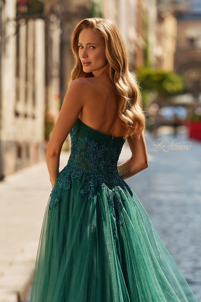 33528 - La Femme Dress