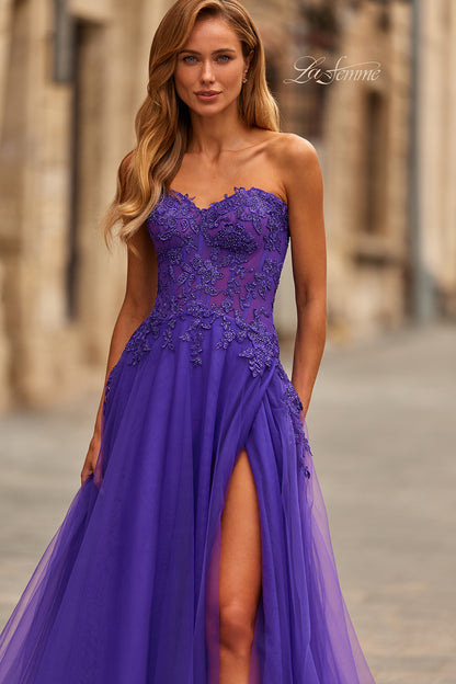 33551 - La Femme Dress