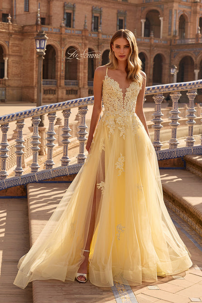 33716 - La Femme Dress