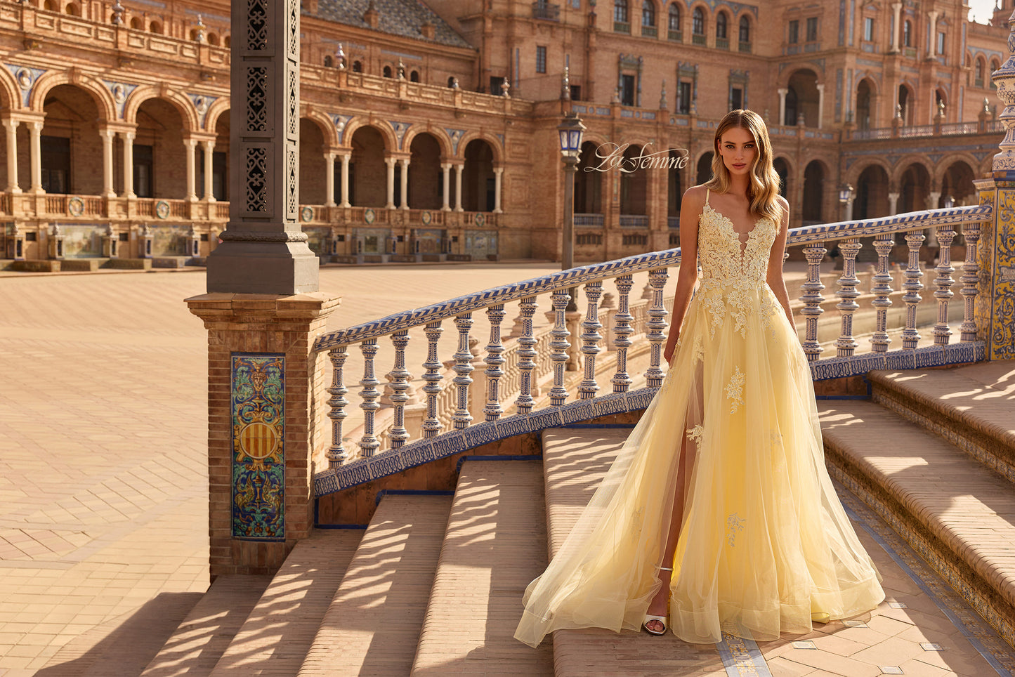 33716 - La Femme Dress