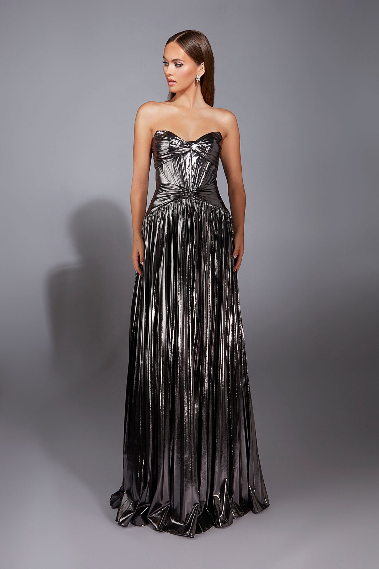 61779 - Alyce Paris Dress
