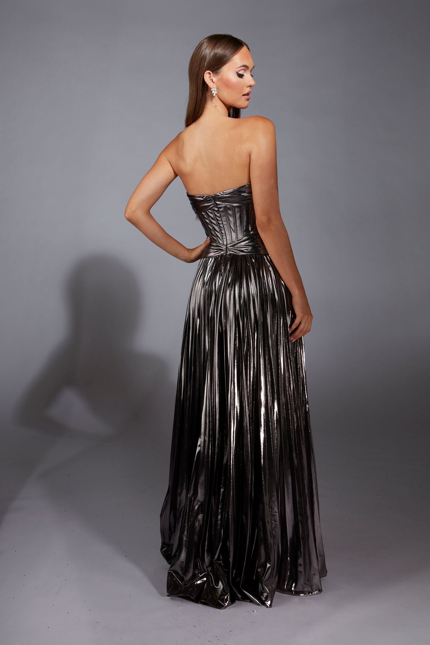 61779 - Alyce Paris Dress