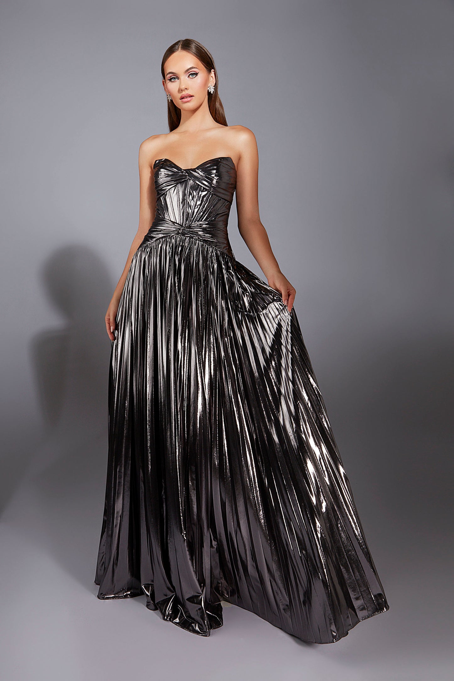 61779 - Alyce Paris Dress