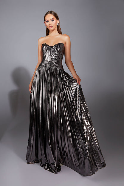 61779 - Alyce Paris Dress