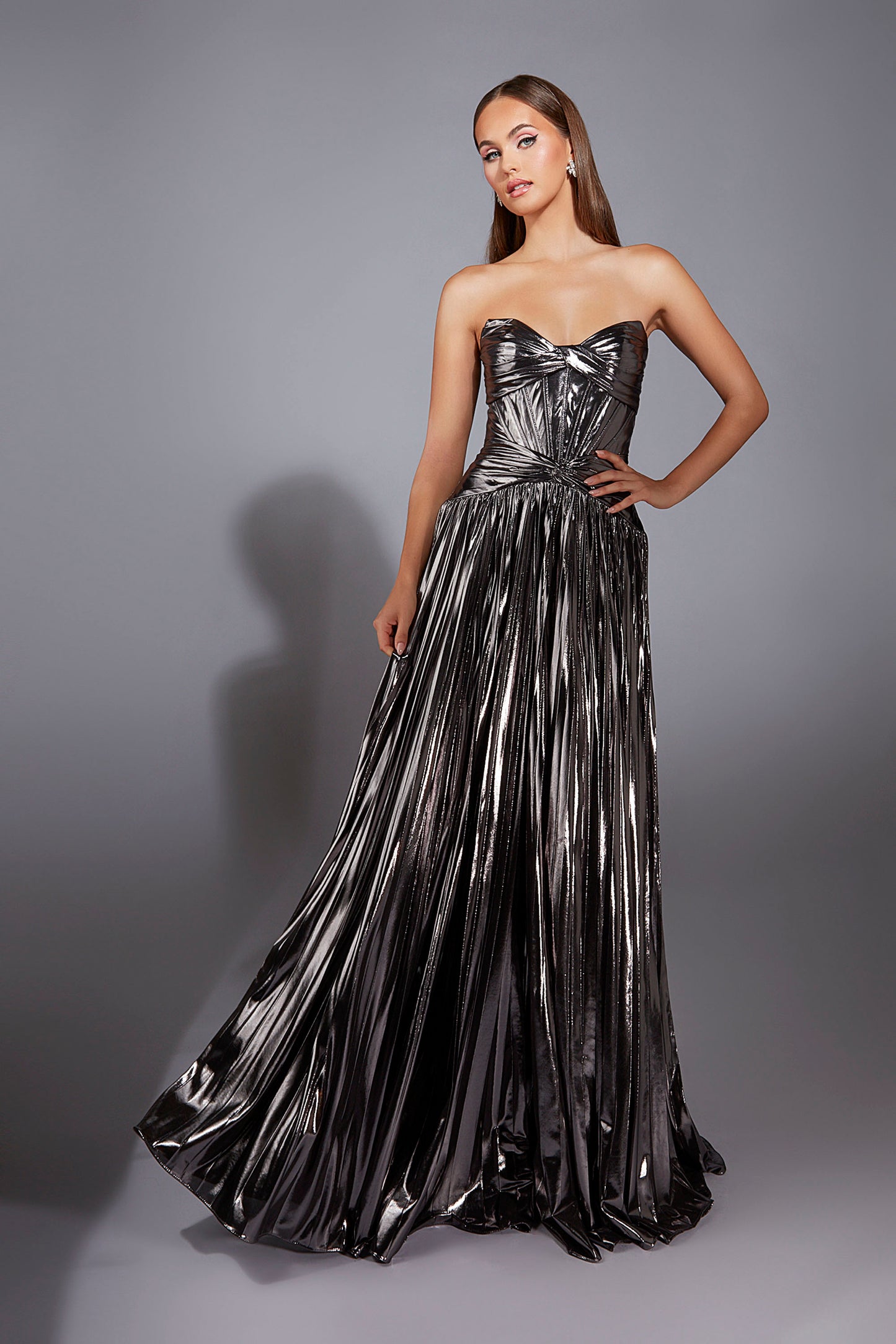 61779 - Alyce Paris Dress