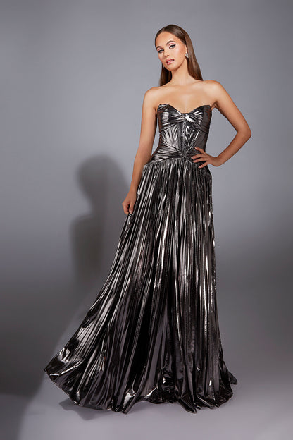 61779 - Alyce Paris Dress