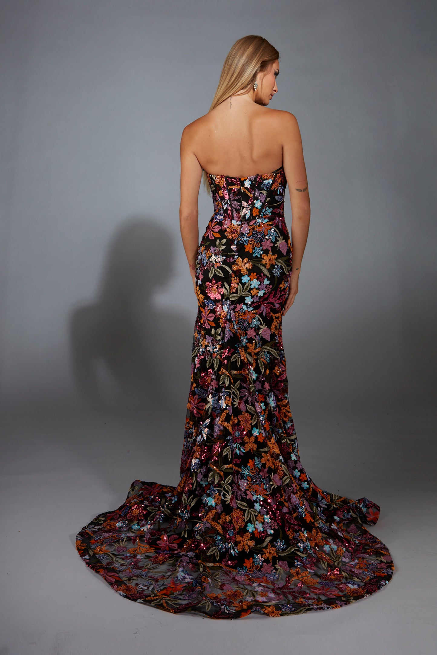 61810 - Alyce Paris Dress