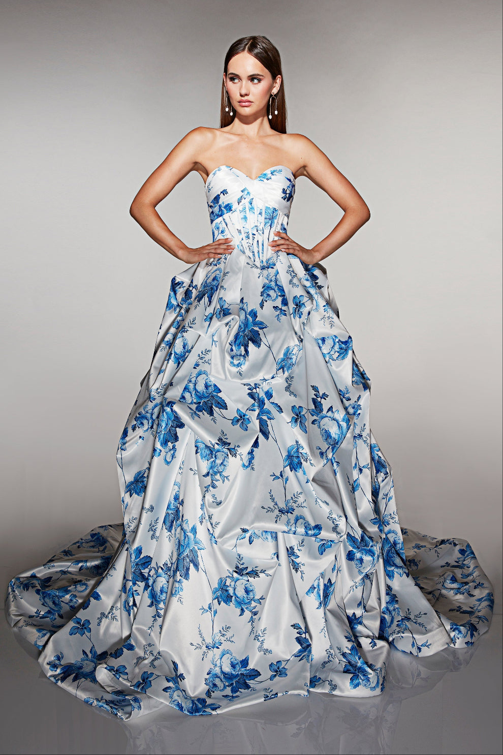 CD395 - Ladivine By Cinderella Divine Dress