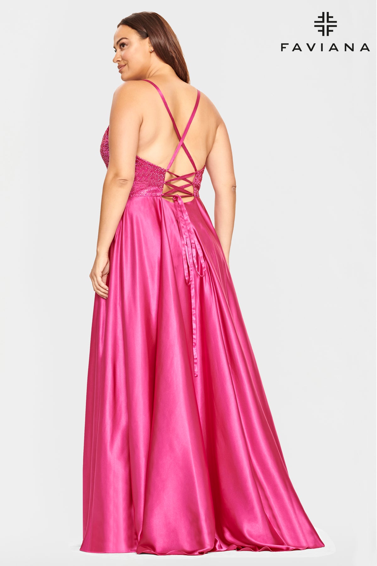9524 - Faviana Dress