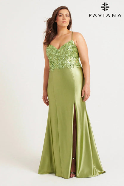 9563 - Faviana Dress