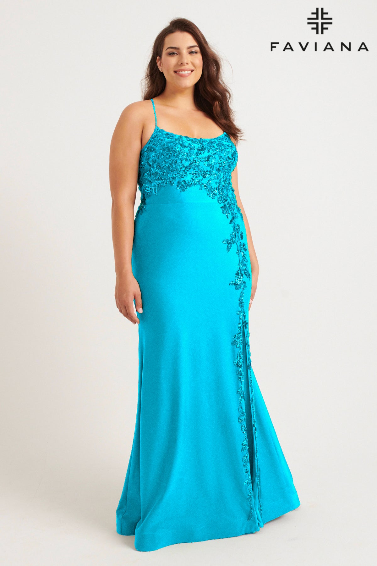 9570 - Faviana Dress