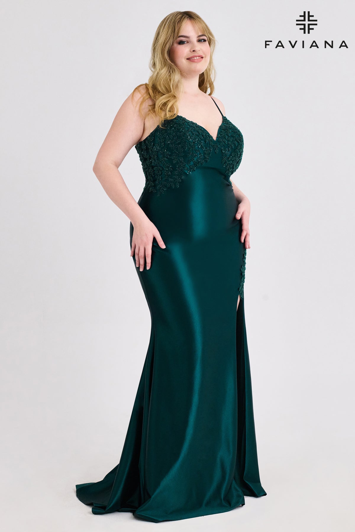 9597 - Faviana Dress
