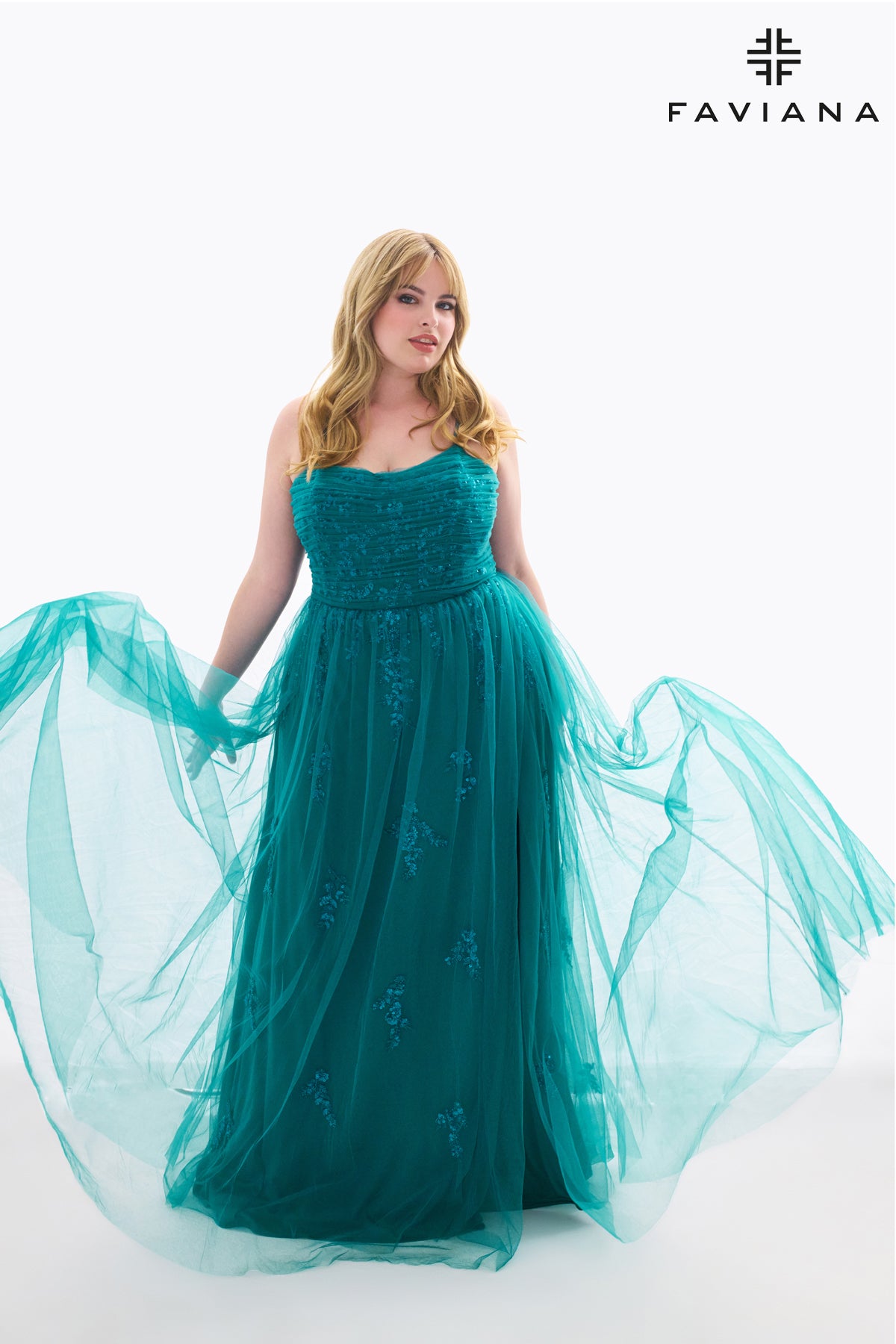 9598 - Faviana Dress