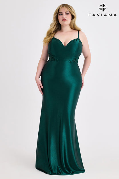9600 - Faviana Dress