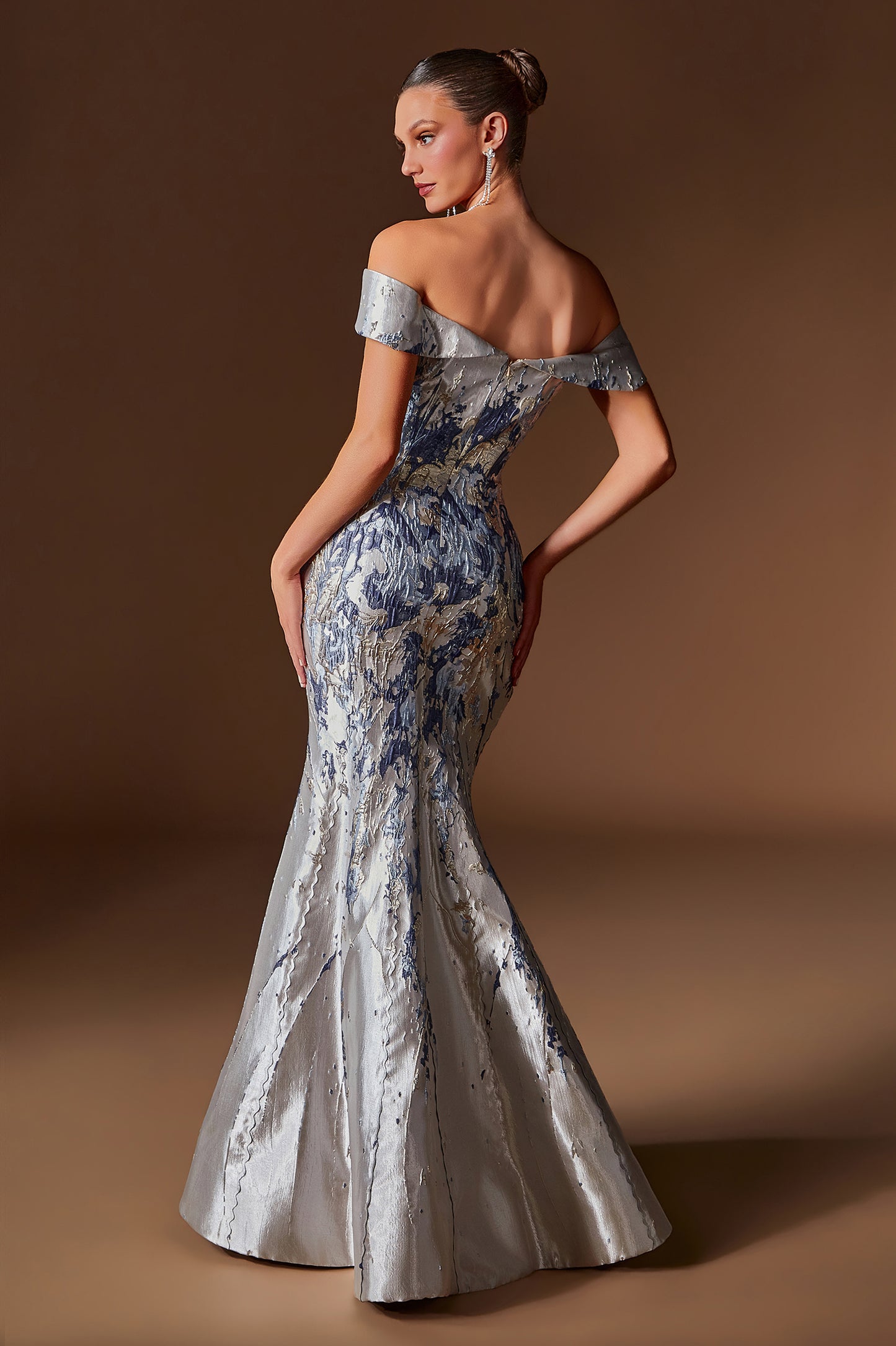 CD0107 - Ladivine By Cinderella Divine Dress
