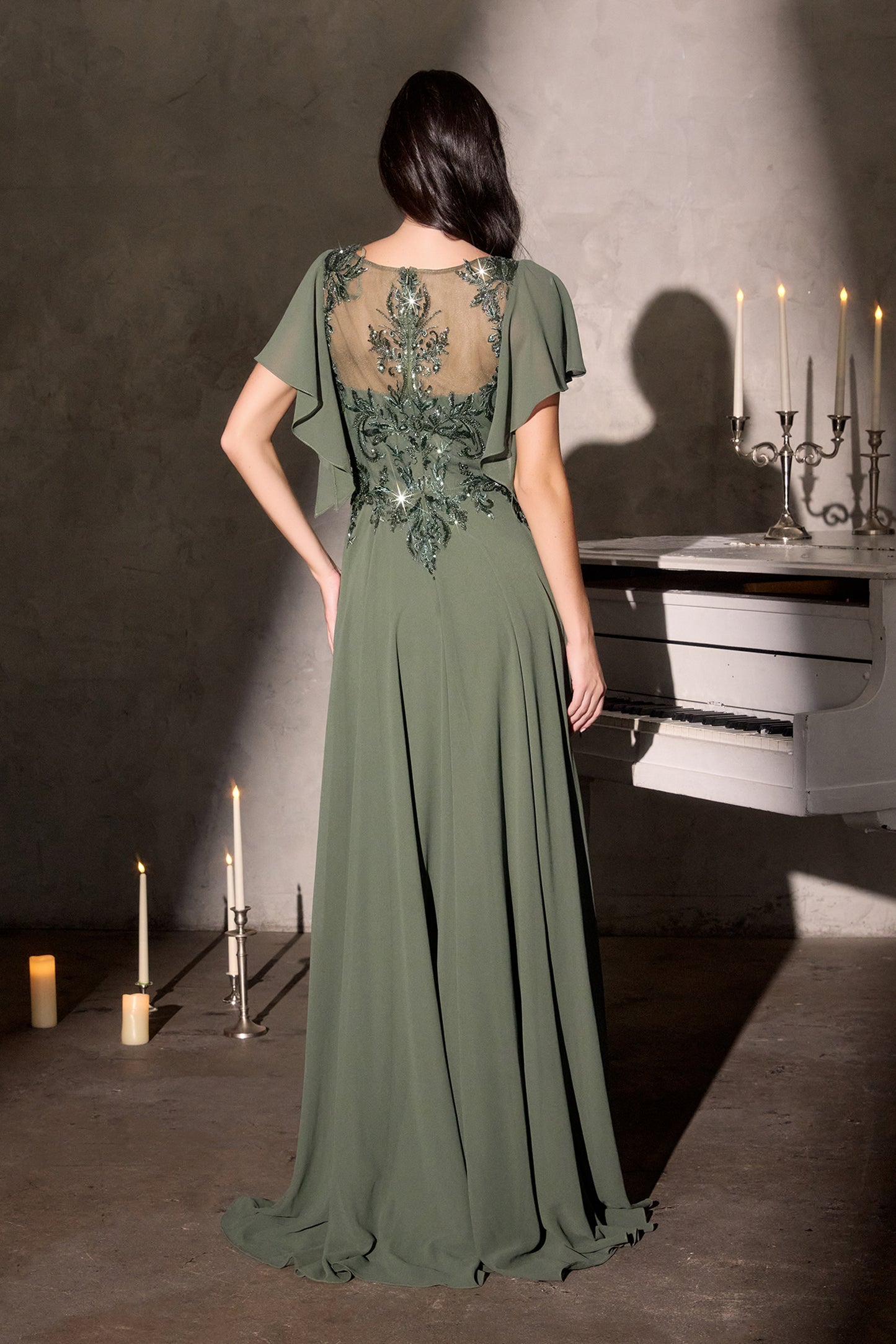 CL09 - Ladivine By Cinderella Divine Dress