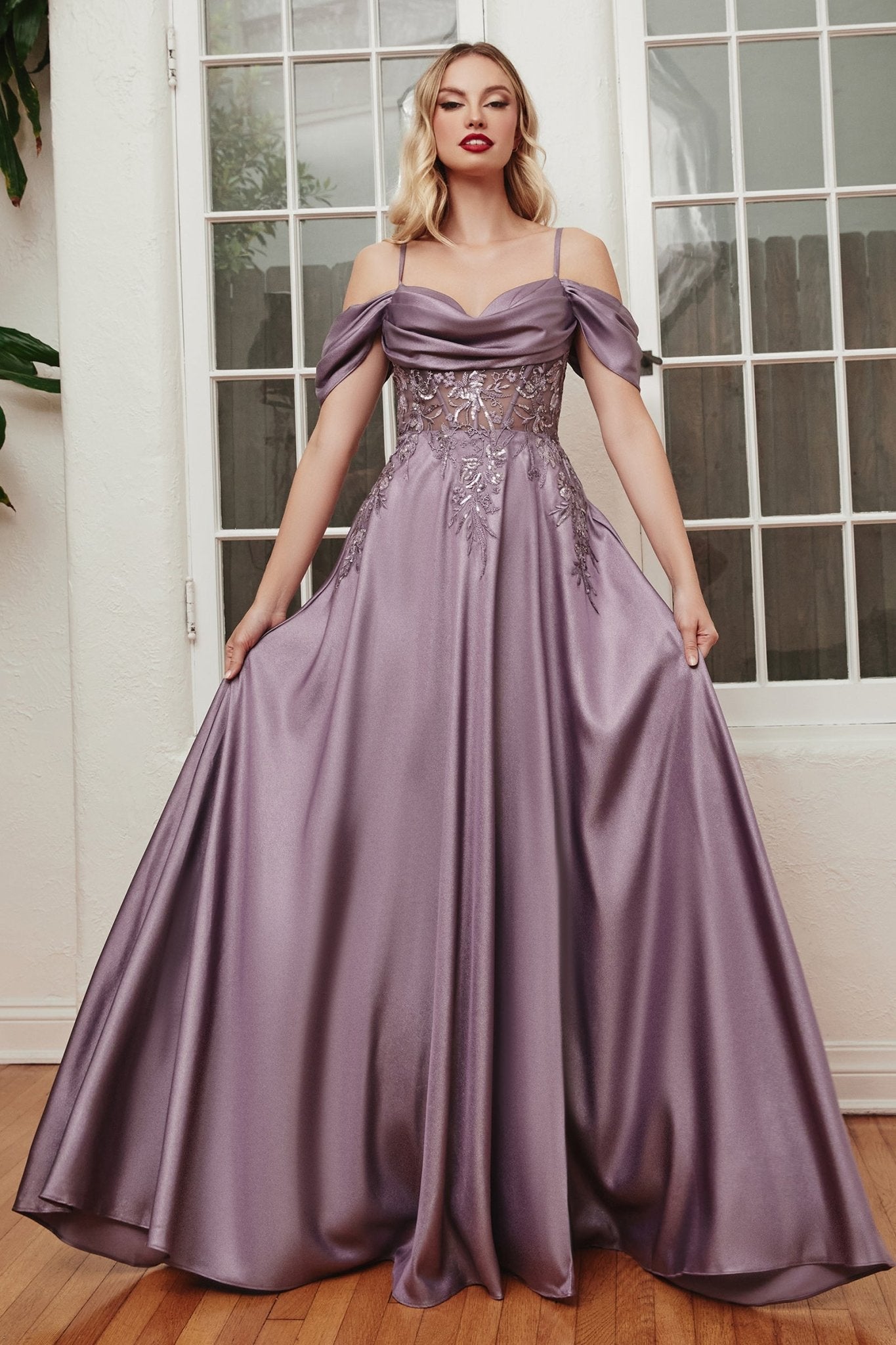 OC012 - Ladivine by Cinderella Divine Dress – PROMPARTY